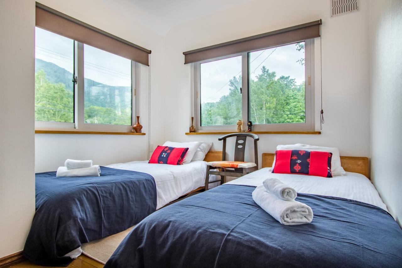 Freeride Backpackers Lodge Niszeko Kültér fotó